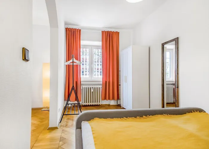 Apartment Cruwzo I Spacious 3 Bedroom With Wifi Kitchen Games