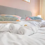 Cruwzo I Spacious 3 Bedroom With Wifi Kitchen Games 아파트 *