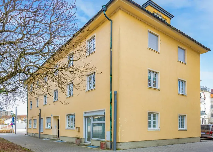 Cruwzo I Spacious 3 Bedroom With Wifi Kitchen Games *